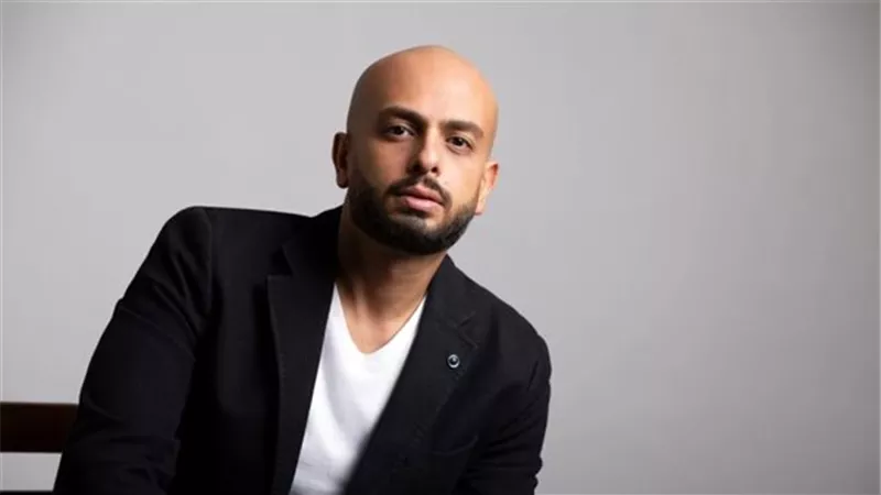 يوسف الحسيني مهاجمًا أحمد مراد: رجل لم يقرأ كتاب واحد غالبا| فيديو
