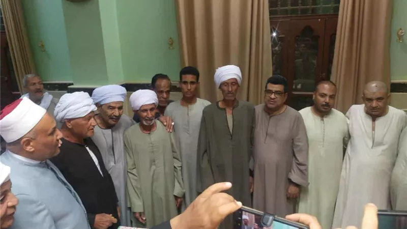 في ساحة شيخ الأزهر.. إنهاء خصومة ثأرية بين عائلتي آل الطيري وآل حمودة بالأقصر