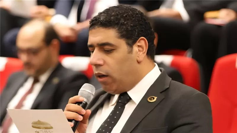 عادل زيدان يؤدي اليمين الدستورية عضوًا بمجلس الشيوخ