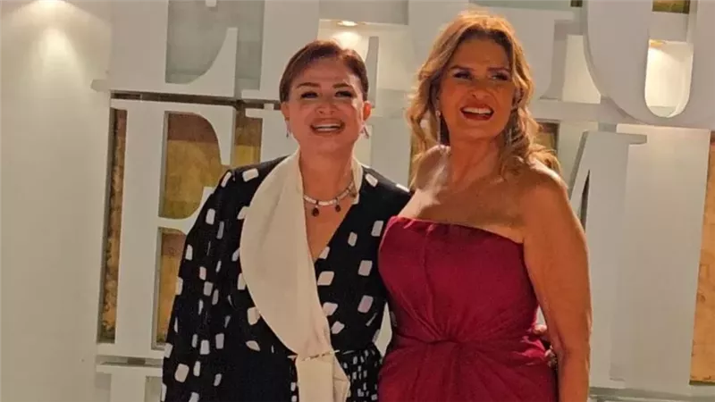 يسرا ولبلبة وهاني رمزي .. نجوم الفن على ريد كاربت مهرجان الجونة السينمائي |صور