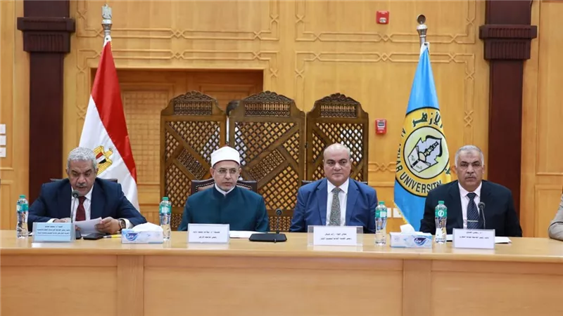 جامعة الأزهر وهيئة تعليم الكبار يحتفلان بمرور عشر سنوات من العطاء