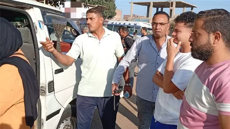 رئيس مدينة الشهداء بالمنوفية يواصل متابعة سير العمل بموقف العراقية