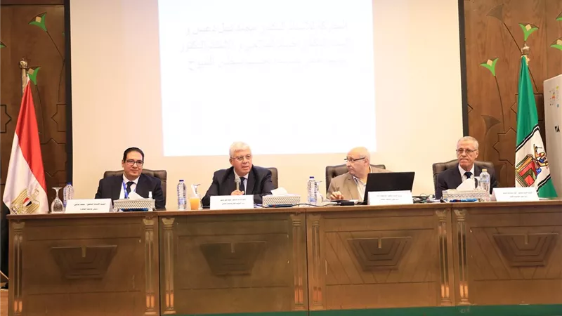 وزير التعليم العالي يشيد بالنتائج التي حققتها الجامعات الخاصة في تصنيف التايمز