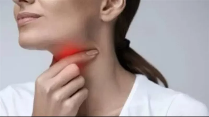 يختلفان فى العلاج.. الفرق بين التهابات اللوز والحلق وطرق الوقاية