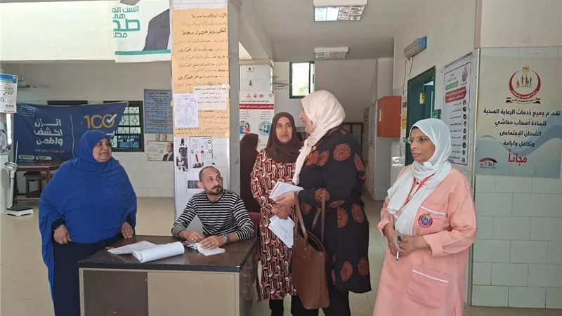 لمتابعة الانضباط .. مرور مفاجئ لوكيل صحة دمياط على وحدات طب الأسرة 