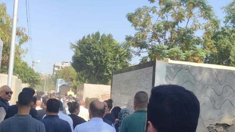 رحل في عز شبابه.. أهالى الشرقية يشيعون النقيب يوسف الحسينى لمثواه الأخير