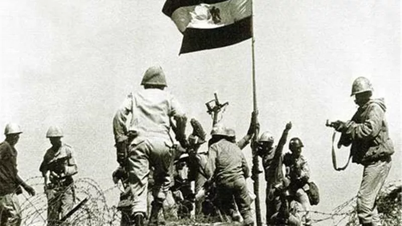 سياسيون يهنئون الرئيس السيسي والقوات المسلحة بمناسبة ذكرى العاشر من رمضان 