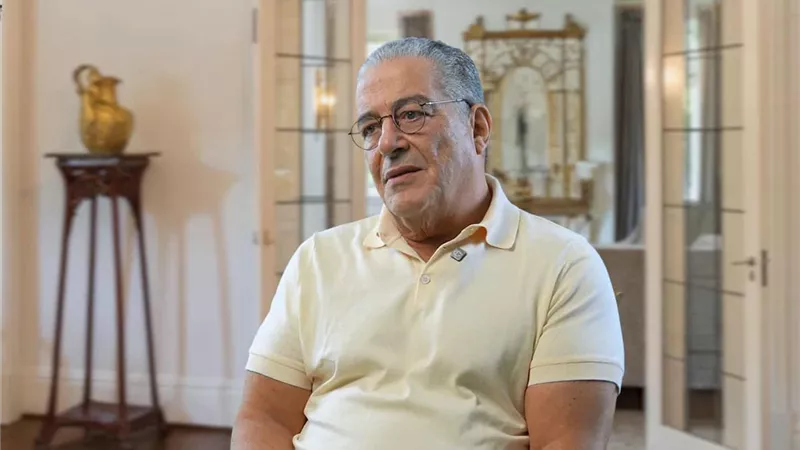 ياسين منصور: 