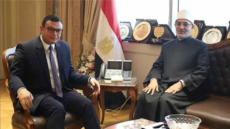 وزير الإسكان يبحث مع مفتي الجمهورية تخصيص مقرات لدار الإفتاء في المدن الجديدة