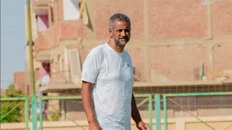 حزنا على نجله اللاعب الراحل.. وفاة مدرب حراس مرمى نادى ببورسعيد بنفس الملعب