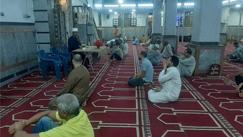 وزارة الأوقاف تعقد 