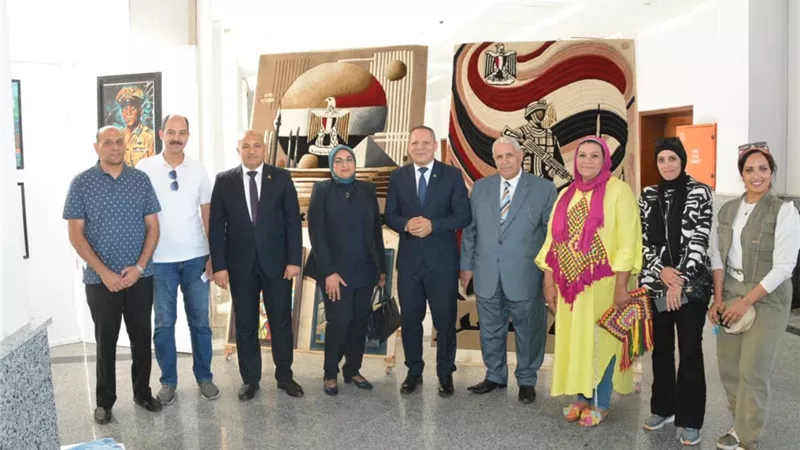 رئيس جامعة دمياط يشهد 