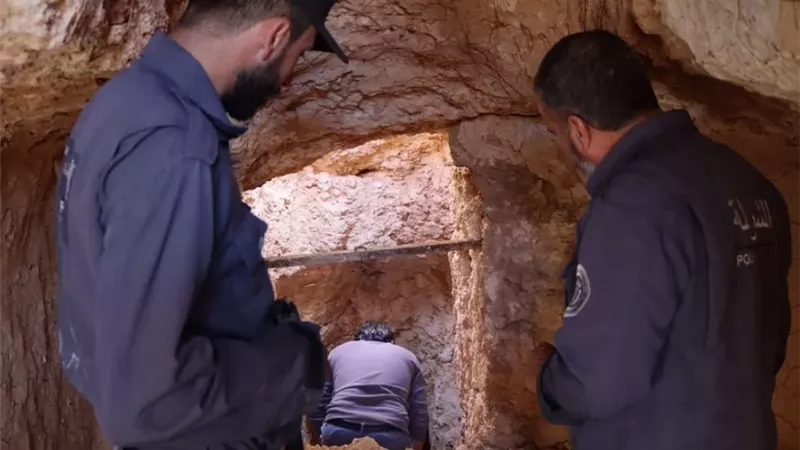 بالصور.. سجن سري تحت الأرض يكشف عن ممارسات نظام الأسد في حمص
