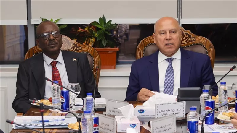 وزير النقل ونظيره السوداني يترأسان الجمعية العمومية لهيئة وادي النيل