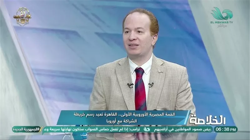 كاتب يوجه انتقادات لعبد الرحمن وأبو الغيط: عاملين فيها شرفاء ومناضلين 