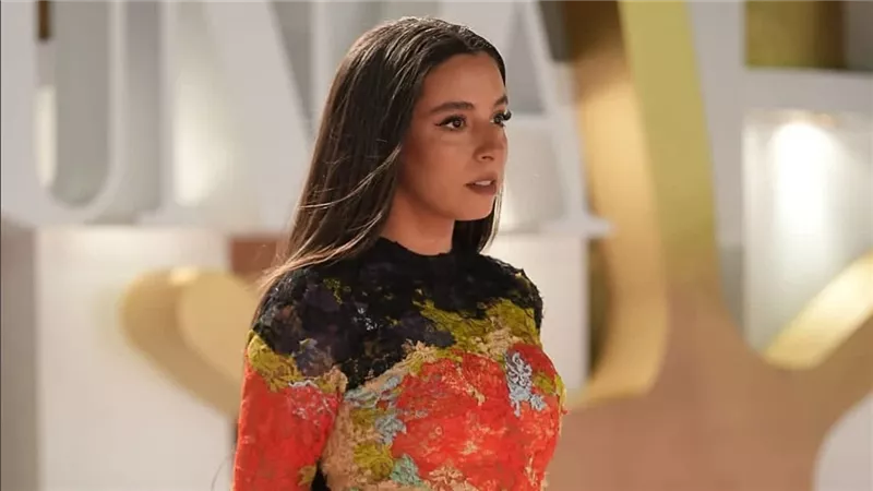 مصمم فستان سارة عبدالرحمن في الجونة السينمائي يكشف تفاصيله 