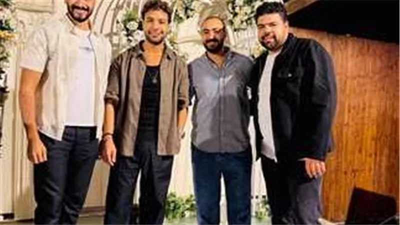 قبل الزفاف الرسمي.. أحمد جمال يحتفل بفرحه مع أسرته في طنطا