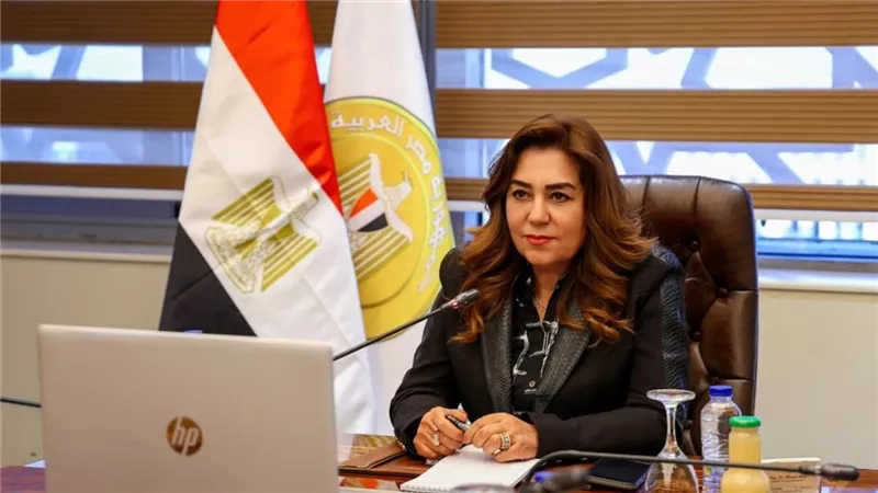 وزيرة التنمية المحلية تهنئ الصحفين بحلول العام الجديد 2206
