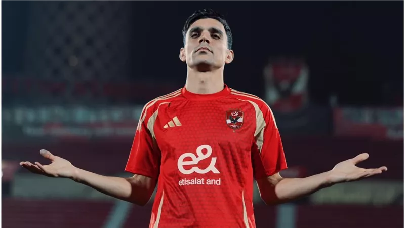 أشرف بن شرقي يدعم منتخب مصر قبل مواجهة كأس العالم برسالة مؤثرة