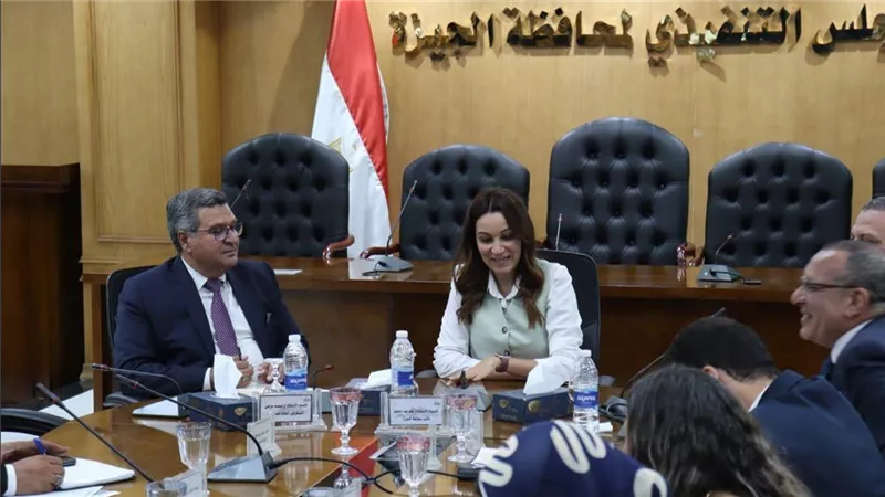نائب محافظ الجيزة تتابع استعدادات مهرجان التمور الدولي الثامن بالواحات البحرية