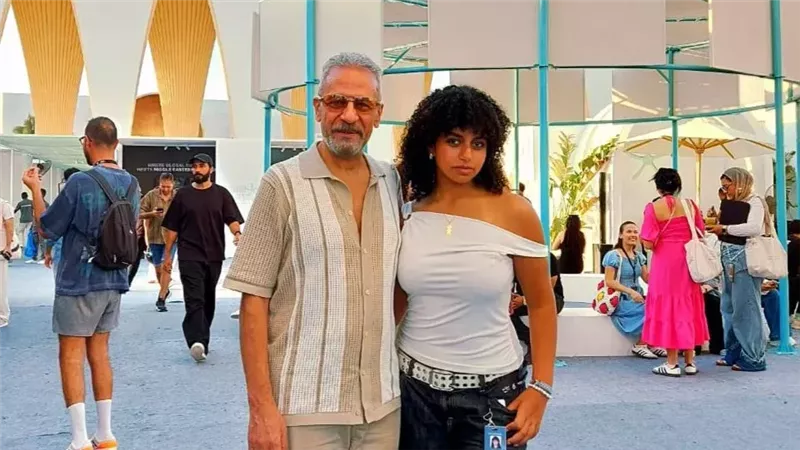 صبا ابنة صبري فواز تخطف الأنظار لها في مهرجان الجونة السينمائي |صورة 