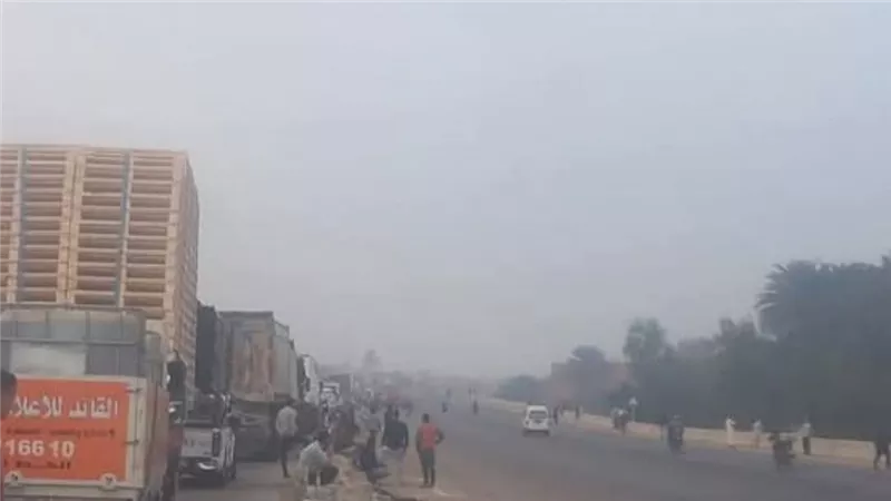 فتح بوابات الطريق الإقليمي بالمنوفية بعد غلقه ساعتين بسبب الشبورة