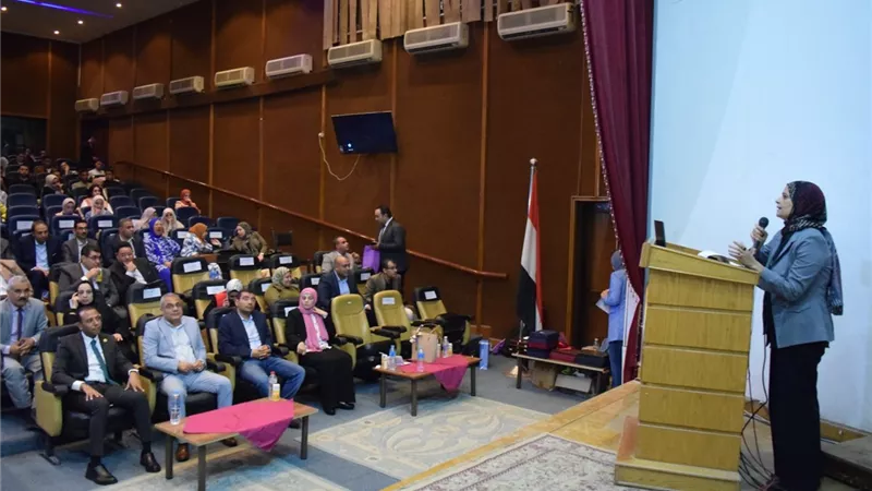 رئيس جامعة بني سويف: ملتقى صيدلة التوظيفي أتاح للخريجين مزايا عديدة