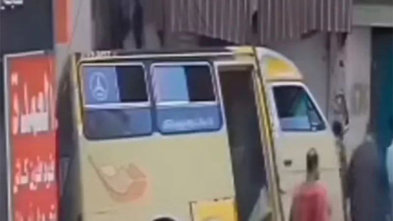 مصرع مسن وعجوز دهسا أثناء جلوسهما أمام منزلهما في الإسكندرية