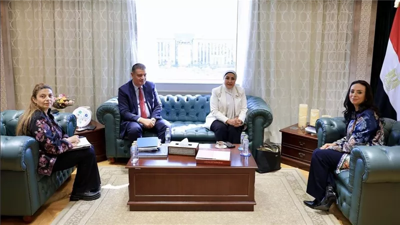 مايا مرسي تتلقى طلب اتحاد تمويل المشروعات للانضمام لبرنامج المنظومة المالية