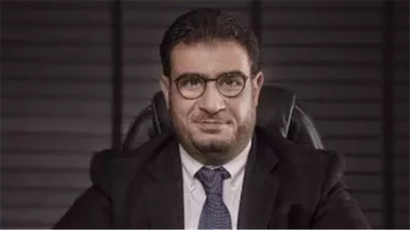 طارق الجيوشي ينعى نجل محمود عبدالعظيم العضو المنتدب لشركة المدينة للحديد 