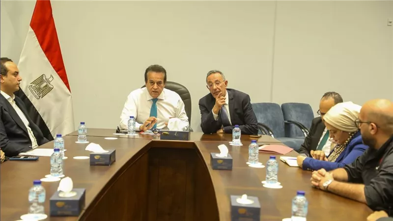  خالد عبدالغفار يؤكد جاهزية وزارة الصحة لتأمين افتتاح المتحف المصري الكبير|صور