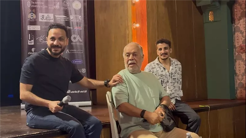 بيتر ميمي يلتقي بأعضاء نقابة المهن التمثيلية في ورشة “تجارب الأداء” 