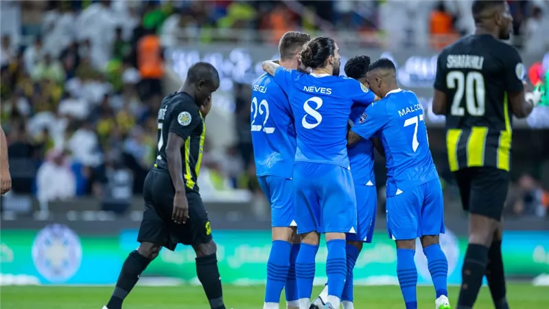 بين تفوق الهلال وطموح الاتحاد بقيادة كونسيساو.. قمة دوري روشن ستشتعل في جدة
