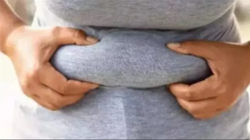 أخطاء شائعة تمنعك من التخلص من دهون البطن رغم الدايت  