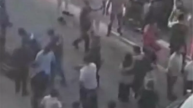 إصابة 5 أشخاص فى حادث تصادم بالمهندسين تسبب في تكدس مروري