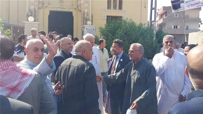 أهالي الروضة بفاقوس يحتفلون بابنهم النائب باسل عادل بعد تعيينه بمجلس الشيوخ