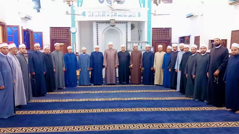 الأوقاف تطلق قوافل دعوية موسعة إلى مختلف محافظات الجمهورية