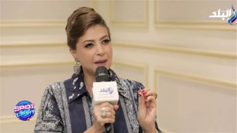 منال سلامة تكشف أسباب البطالة في الوسط الفني|فيديو 