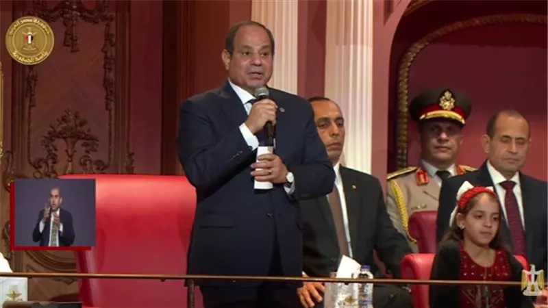 السيسي: العلاقة بين التنمية والسلام لا تنفصل.. ونعمل جاهدين من أجل الاستقرار