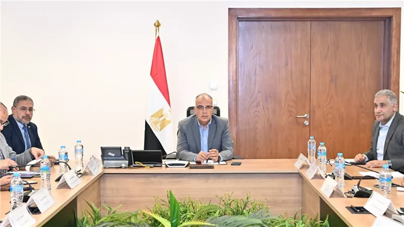 عقد اجتماع اللجنة الدائمة لتنظيم إيراد نهر النيل برئاسة وزير الموارد المائية 
