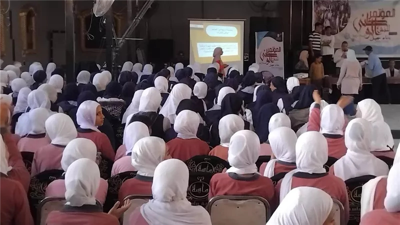 محافظ أسيوط يشيد بتنظيم المؤتمر الوطني للنشء: وعي الشباب هو خط الدفاع الأول