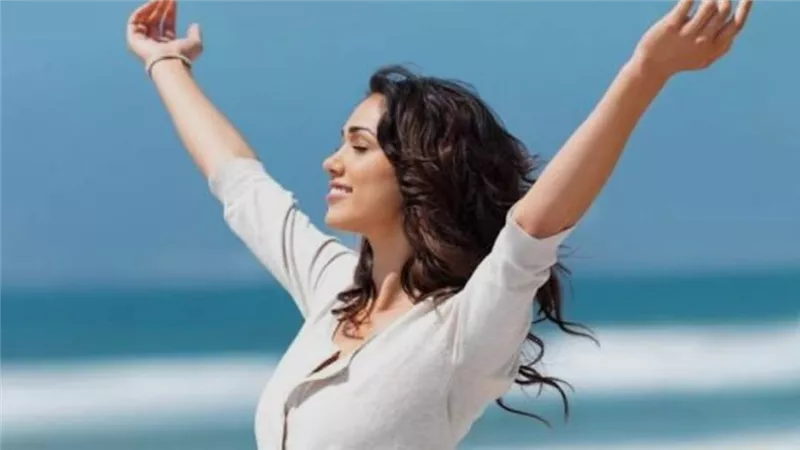 عيشي إنجازك بهدوء.. خطوات عملية لتحقيق الراحة والنجاح معًا