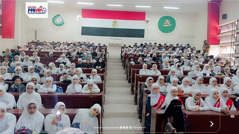 التعليم والأوقاف بالفيوم تنظمان ندوة عن «حسن الخلق» لتعزيز القيم لدى الطلاب