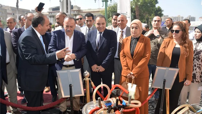 محافظ أسيوط يفتتح المعرض الزراعي الشامل بالتعاون مع الشركة المصرية للتنمية 