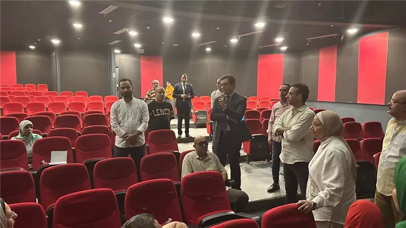 وزير الثقافة يتفقد المركز الثقافي بالجيزة ويتابع تدريب مديري المواقع بالأقاليم