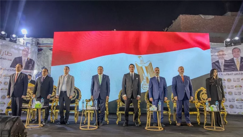 بحضور قياداته.. الشعب الجمهوري ينظم مؤتمرا جماهيريا لدعم مرشحيه للنواب بالجيزة