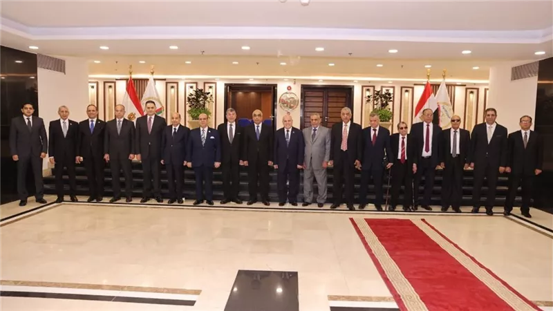 زيارة وزير العدل لهيئة قضايا الدولة والنيابة الإدارية للتهنئة بالعام القضائي 