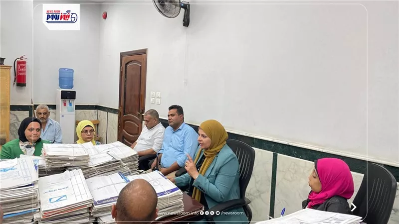 رئيس مركز أبشواي تتفقد أعمال المركز التكنولوجي ومستوي الأداء بملف التصالح