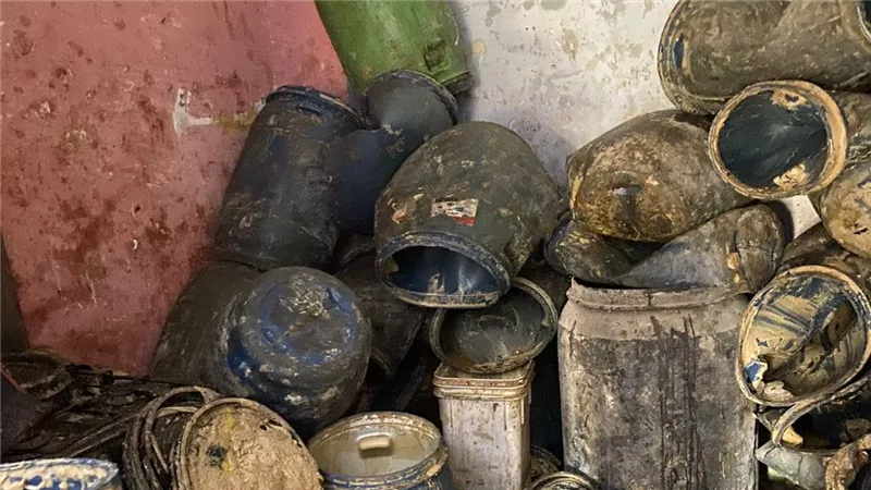 محافظ القليوبية: ضبط 2800 لتر زيوت سيارات مجهولة المصدر بالخانكة
