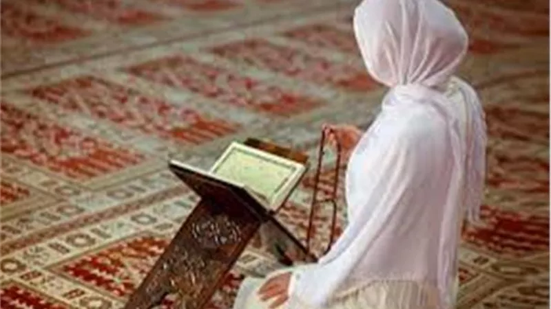  تعرفي على حكم نزول سائل بني بعد الاغتسال من الحيض